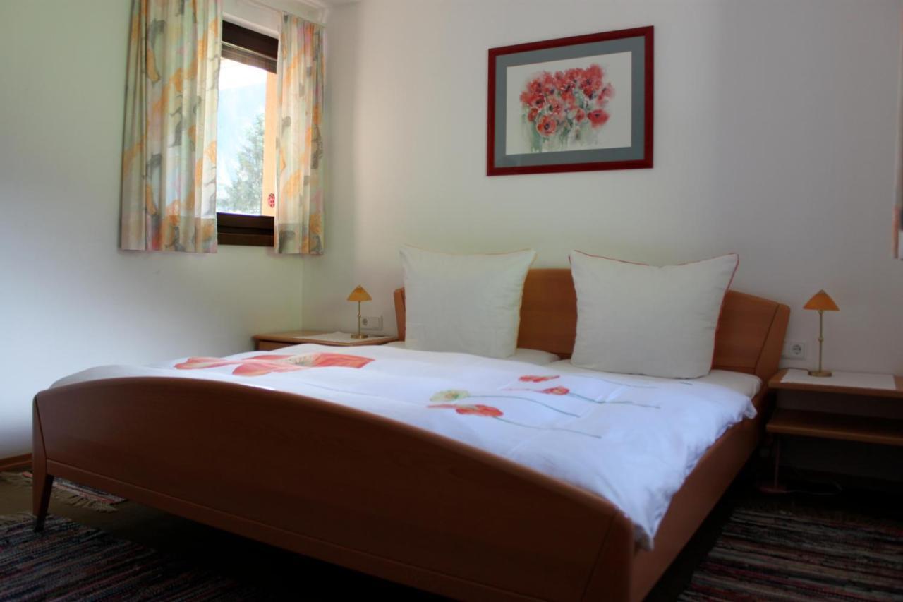 Haus Gueatli Apartment Gaschurn Ngoại thất bức ảnh